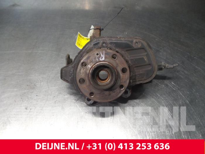 Opel Combo Achsschenkel rechts vorne O52359