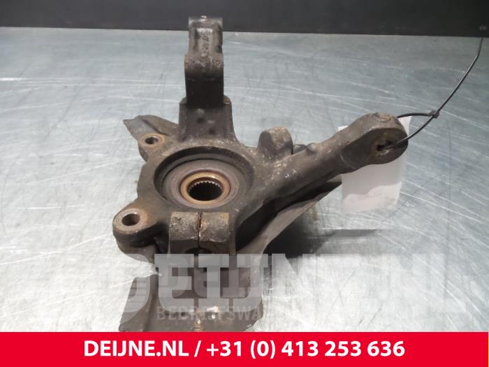 Citroen Jumpy Fusee rechts-voor O52522