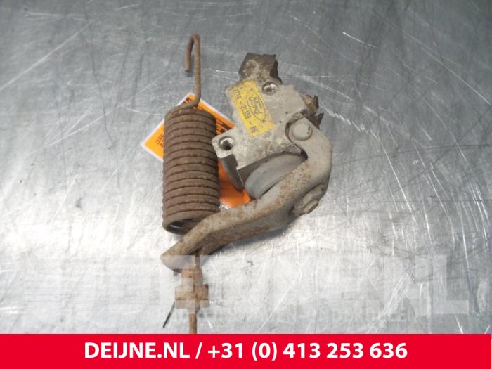 Ford Transit Connect EBD system O52634