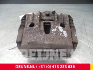 Volkswagen Transporter Remklauw (Tang) links-voor O52821 foto 2