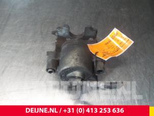Volkswagen Caddy Remklauw (Tang) links-voor O52855 foto 3