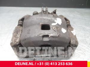 Nissan NV200 Bremszange links vorne O52907 foto 2