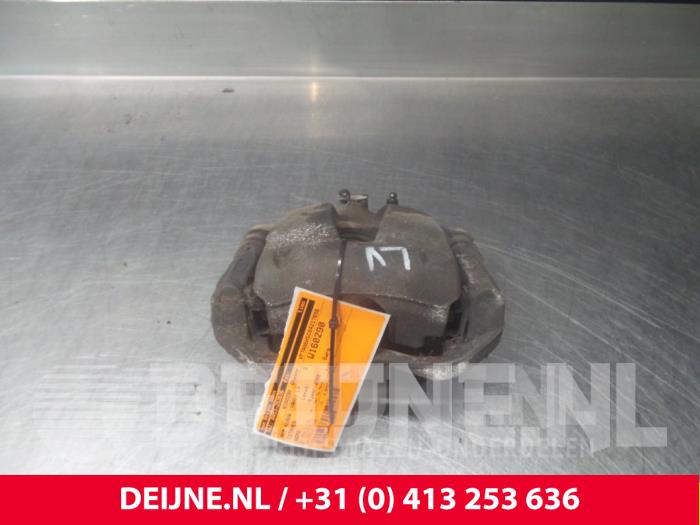 Citroen Nemo Remklauw (Tang) links-voor O52969