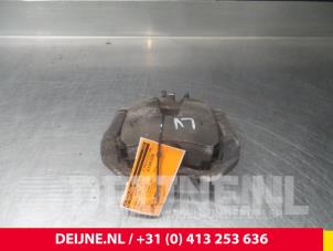 Gebruikte Remklauw (Tang) links-voor Citroen Nemo (AA) 1.4 HDi 70 Prijs € 24,20 Inclusief btw aangeboden door van Deijne Onderdelen Uden B.V.