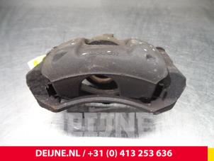Peugeot 107 Bremszange links vorne O52986 foto 2