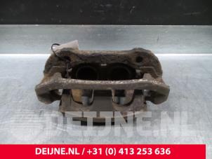 Gebruikte Remklauw (Tang) rechts-voor Ford Transit 2.0 TDdi 16V 260S Prijs € 12,10 Inclusief btw aangeboden door van Deijne Onderdelen Uden B.V.