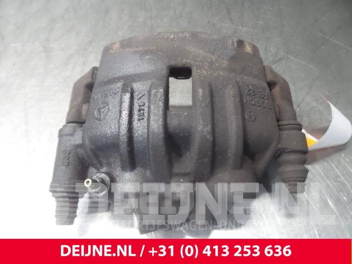 Volkswagen LT Front brake calliper, right O53246