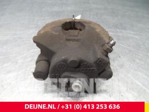 Volkswagen Caddy Bremszange rechts vorne O53269 foto 3