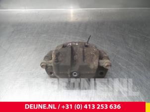 Hyundai H200 Bremszange rechts vorne O53343 foto 2