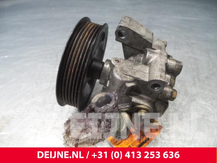 Gebruikte Servopomp Ford Transit Connect 1.8 TDdi SWB Euro 3 Prijs € 60,50 Inclusief btw aangeboden door van Deijne Onderdelen Uden B.V.