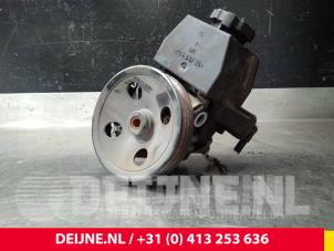 Gebruikte Servopomp Mercedes C (W202) 1.8 C-180 16V Prijs € 30,00 Margeregeling aangeboden door van Deijne Onderdelen Uden B.V.