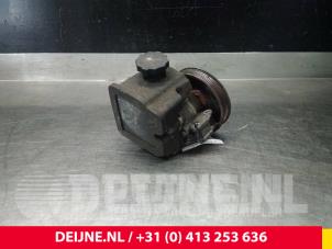 Mercedes Vito Stuurbekrachtiging Pomp O54149 foto 2