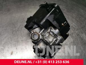 Mercedes Vito Stuurbekrachtiging Pomp O54154 foto 4