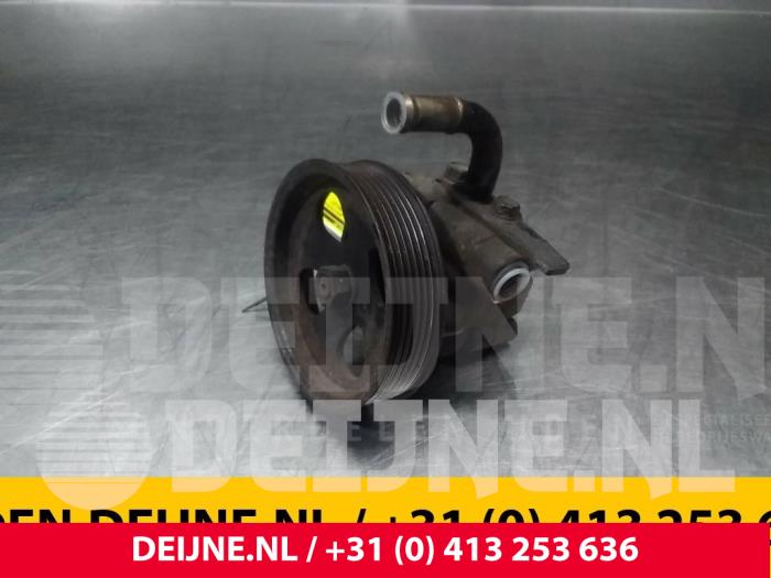 Hyundai H200 Power steering pump O54325