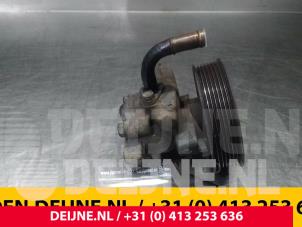 Hyundai H200 Lenkkraftverstärker Pumpe O54325 foto 3