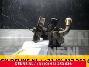 Nissan Vanette Lenkkraftverstärker Pumpe O54332 foto 3