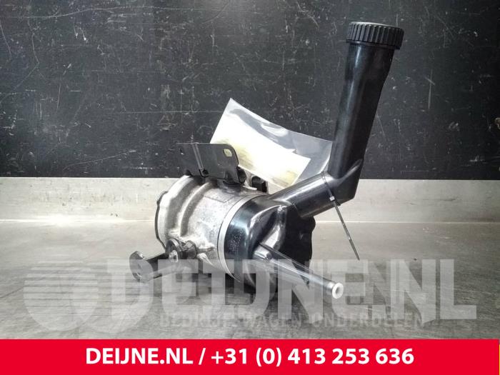 Peugeot 308 Power steering pump O54448