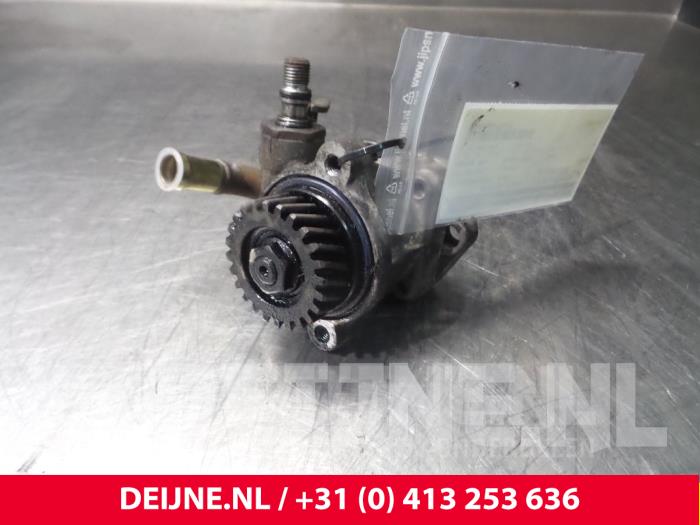 Gebruikte Servopomp Mitsubishi Canter 2.8 D Prijs € 60,50 Inclusief btw aangeboden door van Deijne Onderdelen Uden B.V.
