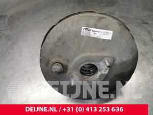 Renault Trafic Brake servo O55611 photo 4
