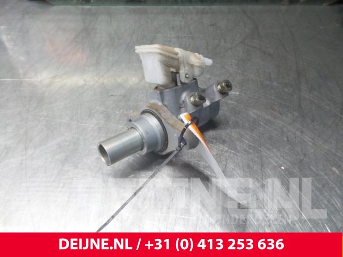 Gebruikte Hoofdremcilinder Ford Transit Connect 1.8 TDCi 90 Prijs € 30,25 Inclusief btw aangeboden door van Deijne Onderdelen Uden B.V.