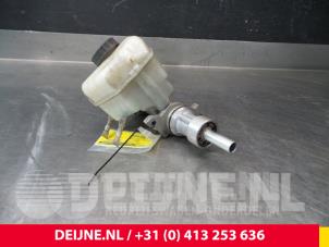 Mercedes Sprinter Hauptbremszylinder O55718 foto 2