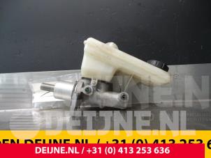 Opel Vivaro Hoofdremcilinder O55726 foto 4