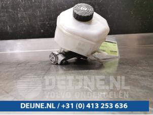 Gebruikte Hoofdremcilinder Volkswagen Crafter 2.5 TDI 30/32/35/46/50 Prijs € 48,40 Inclusief btw aangeboden door van Deijne Onderdelen Uden B.V.