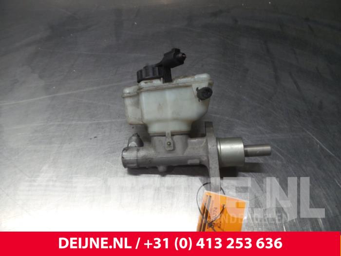 Volkswagen Caddy Hoofdremcilinder O55785