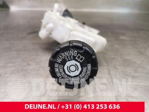 Renault Clio Master cylinder O55908 photo 4