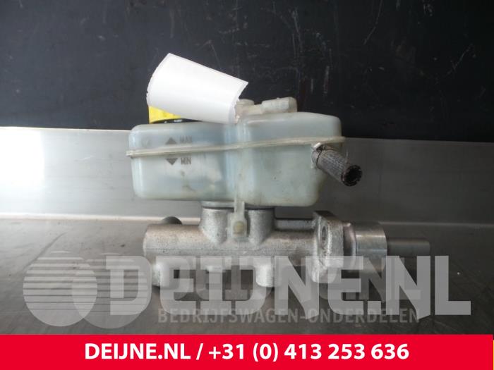 Gebruikte Hoofdremcilinder Seat Ibiza III (6L1) 1.4 16V 100 Prijs € 40,00 Margeregeling aangeboden door van Deijne Onderdelen Uden B.V.