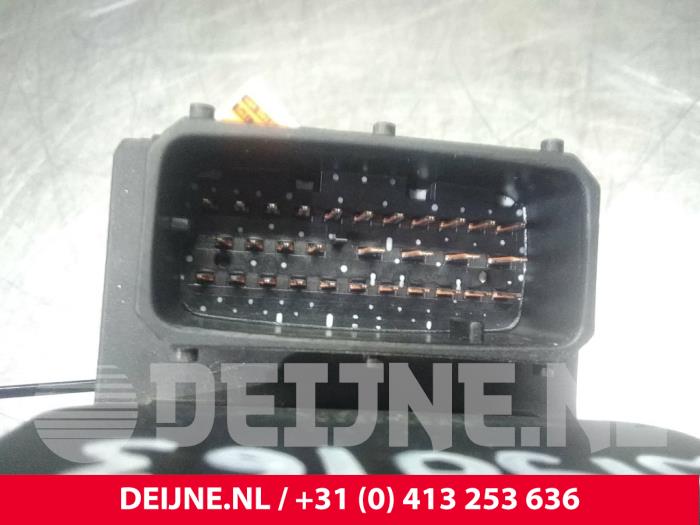 Gebruikte ABS Pomp Ford Transit 2.0 TDCi 16V Prijs € 181,50 Inclusief btw aangeboden door van Deijne Onderdelen Uden B.V.