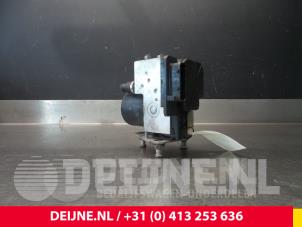 Mercedes Vaneo ABS Pumpe O56083 foto 2