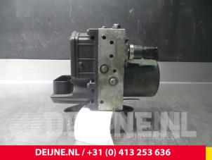 Mercedes Vito ABS Pumpe O56112 foto 3