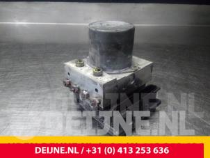 Mercedes Sprinter ABS Pumpe O56160 foto 2