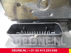 Mercedes Sprinter ABS Pomp O56163 foto 3