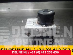 Opel Movano ABS Pumpe O56199 foto 2