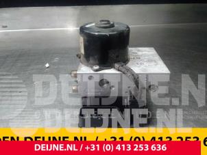 Opel Movano ABS Pumpe O56199 foto 4