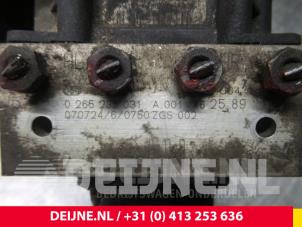 Volkswagen Crafter ABS Pumpe O56275 foto 3