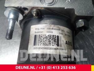 Fiat Ducato ABS Pumpe O56442 foto 4