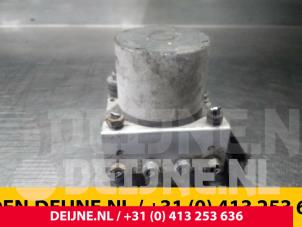 Peugeot Expert ABS Pomp O56602 foto 3