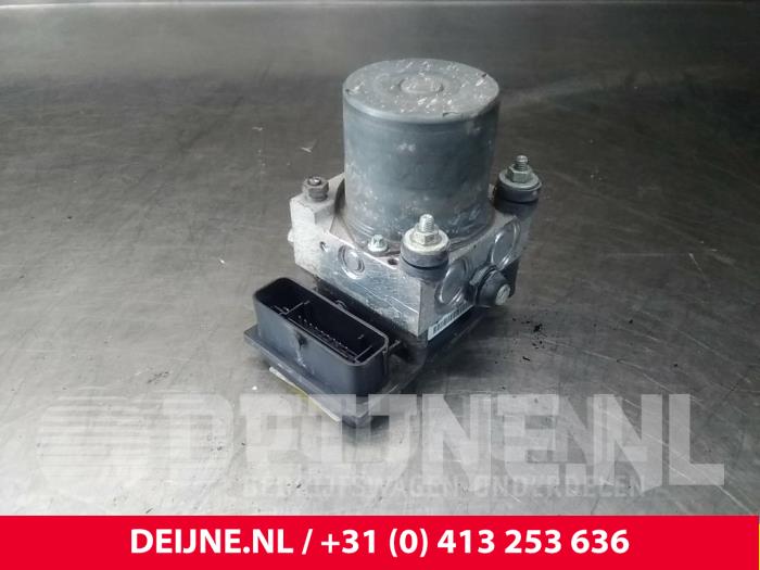 Peugeot Expert ABS Pumpe O56607