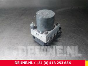 Peugeot Expert ABS Pumpe O56607 foto 2