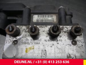 Peugeot Expert ABS pump O56608 photo 3