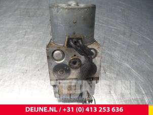 Peugeot Partner ABS Pumpe O56617 foto 2