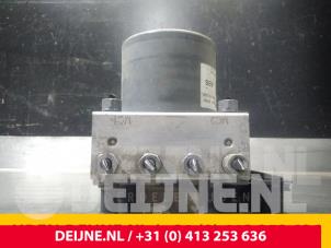 Peugeot Boxer ABS Pumpe O56630 foto 2