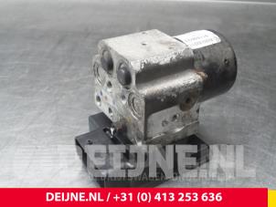 Renault Trafic ABS Pumpe O56661 foto 2