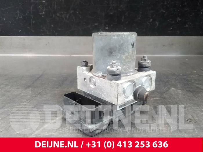 Renault Trafic ABS pump O56668
