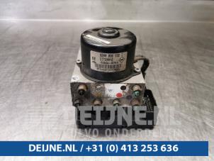 Renault Master ABS pump O56674 photo 3