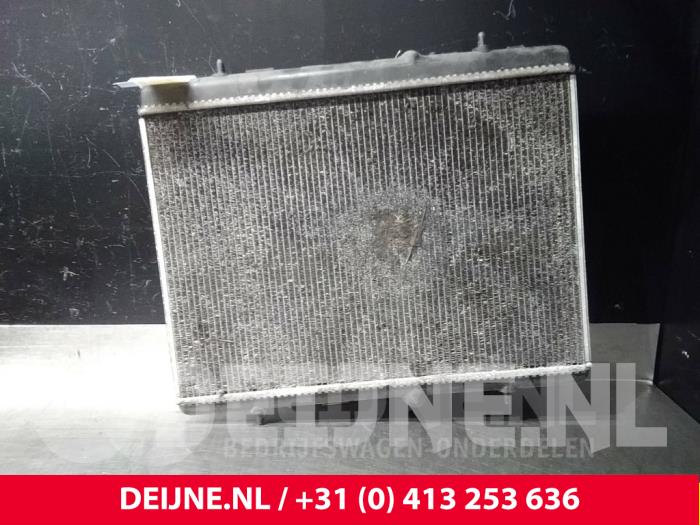 Gebruikte Radiateur Peugeot Partner (GC/GF/GG/GJ/GK) 1.6 HDI 75 16V Prijs € 48,40 Inclusief btw aangeboden door van Deijne Onderdelen Uden B.V.