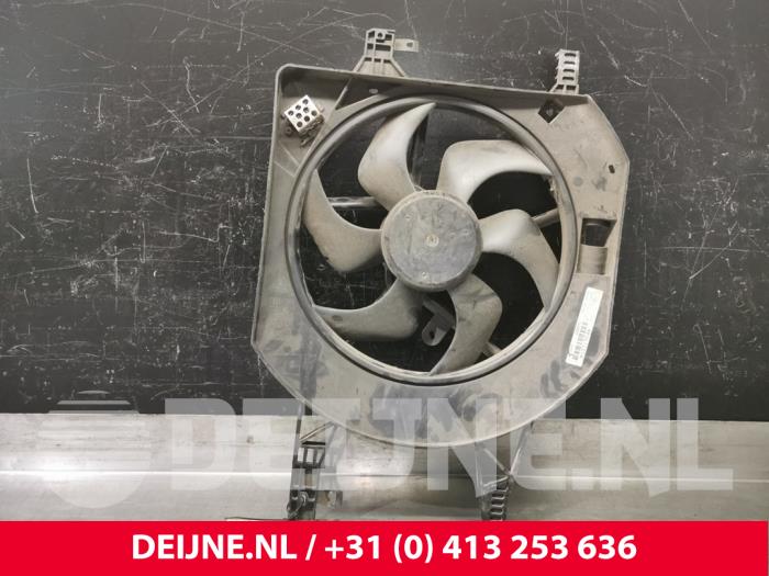 Opel Vivaro Koelvin O57455